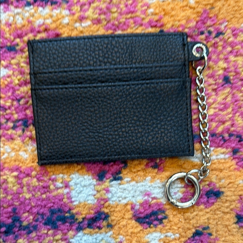 Black pebbled faux leather Key Card Holder with Chain - Picture 2 of 3